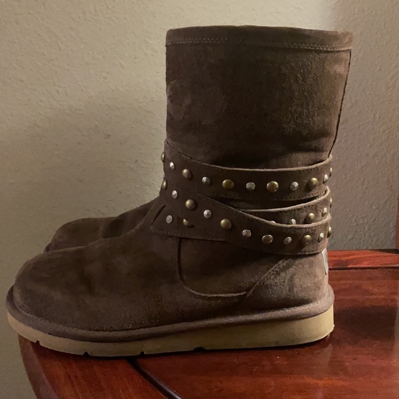 UGG of Australia Boots Size 8 - Picture 2 of 5